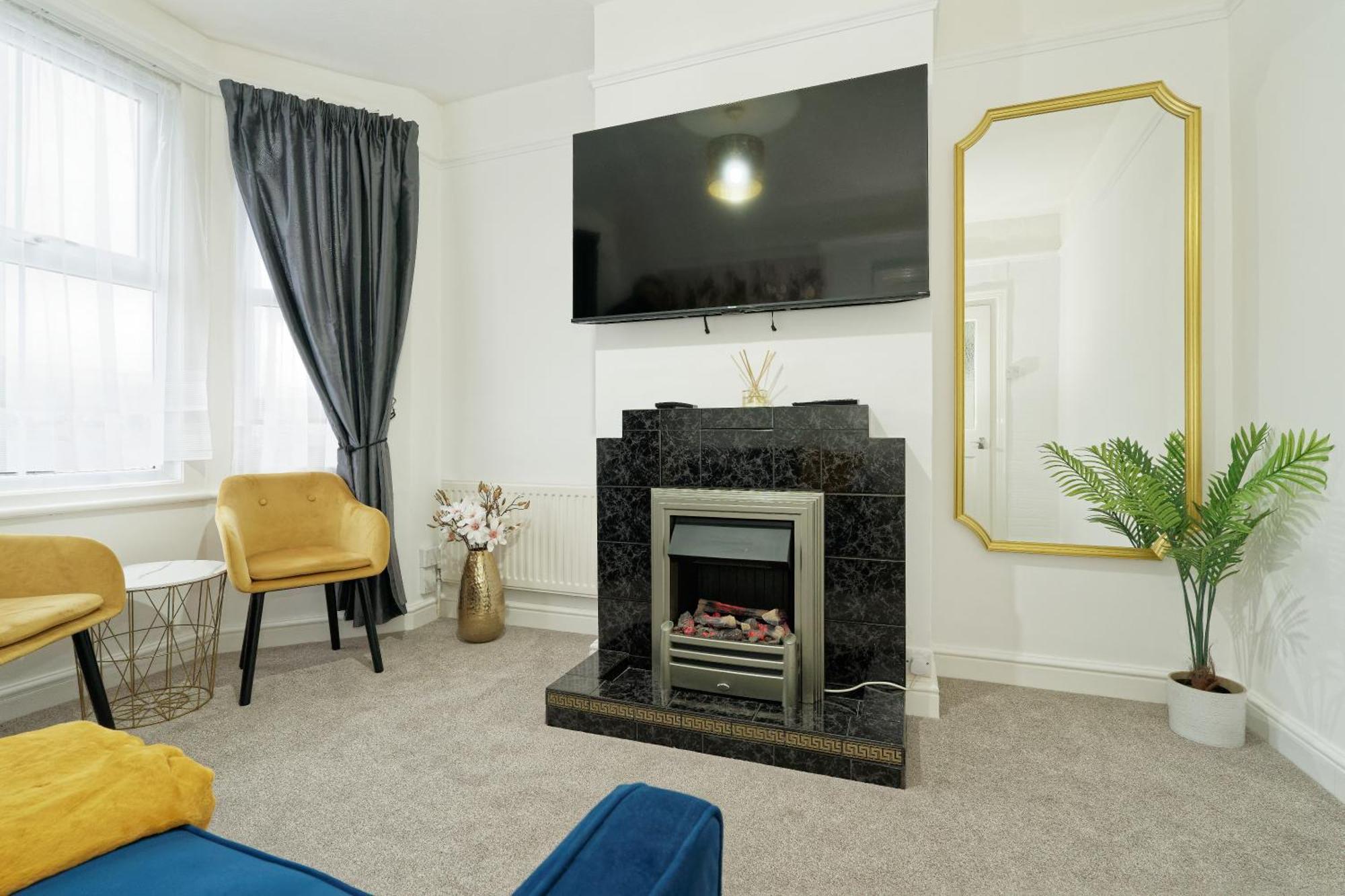 Lovely Luxury 3 Bed House Chatham (Kent) Exterior foto